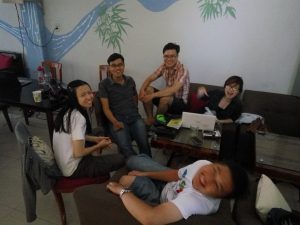Nhan chairing a Fablab Saigon’s team meeting. But what are these happy faces up to?